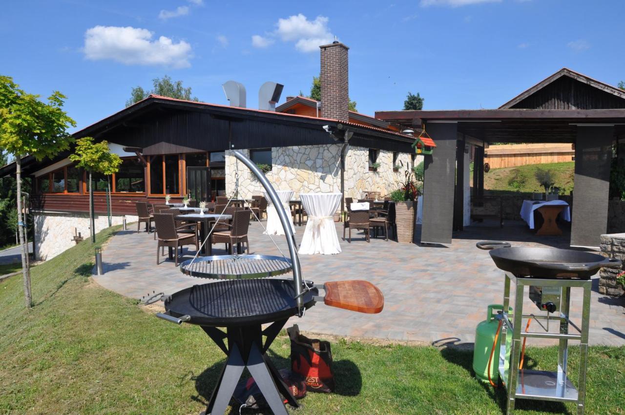 Guesthouse Dolinsek Sevnica Buitenkant foto